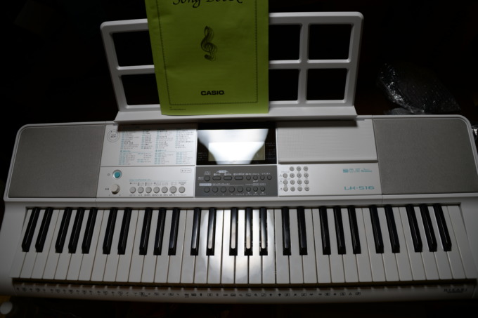 カシオの楽らくキーボード LK-516を購入～光ナビが親切！ | インフォ 